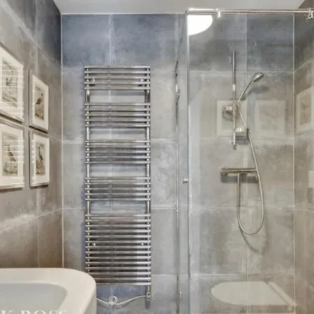 Another Cozy Flat Near St-germain, St-placide *