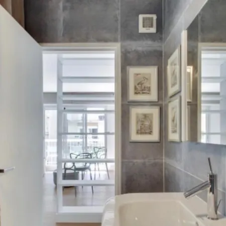 Another Cozy Flat Near St-germain, St-placide Paris